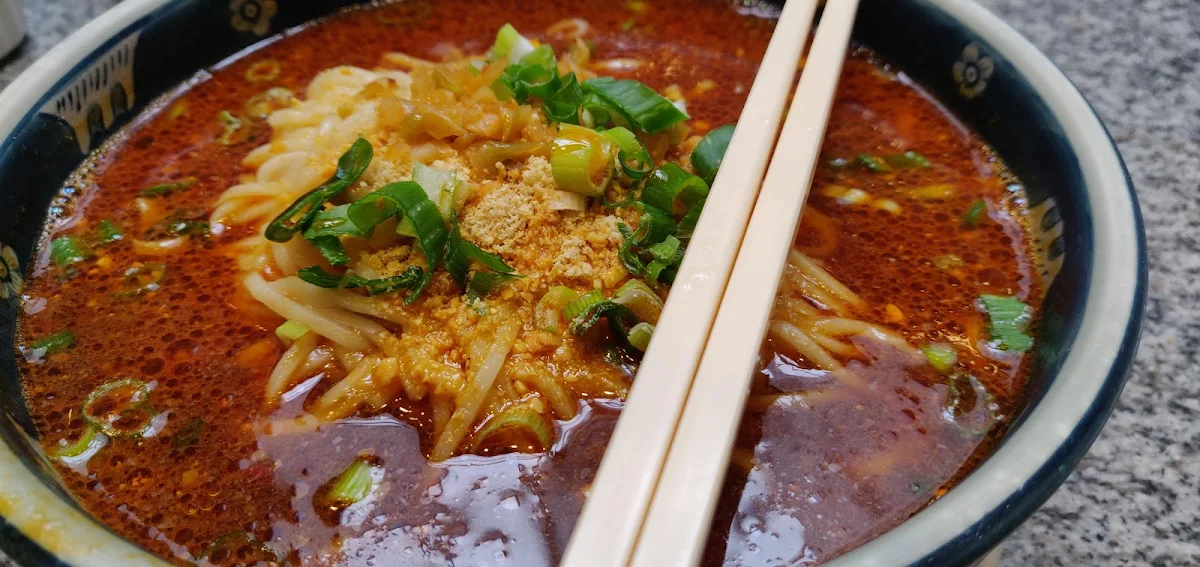 Noodles in Chili Peanut Sauce 擔擔麵